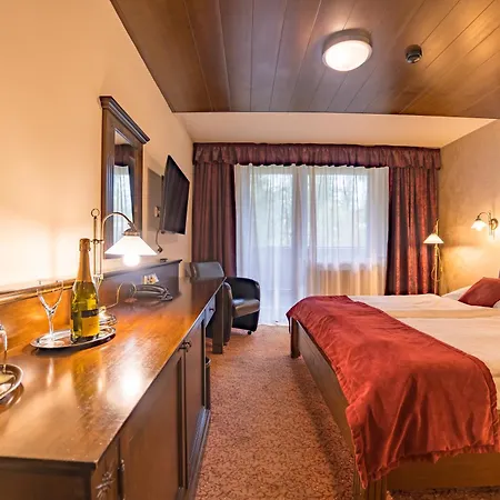 Aplend Wellness Hotel Borovica Štrbské Pleso Exterior foto